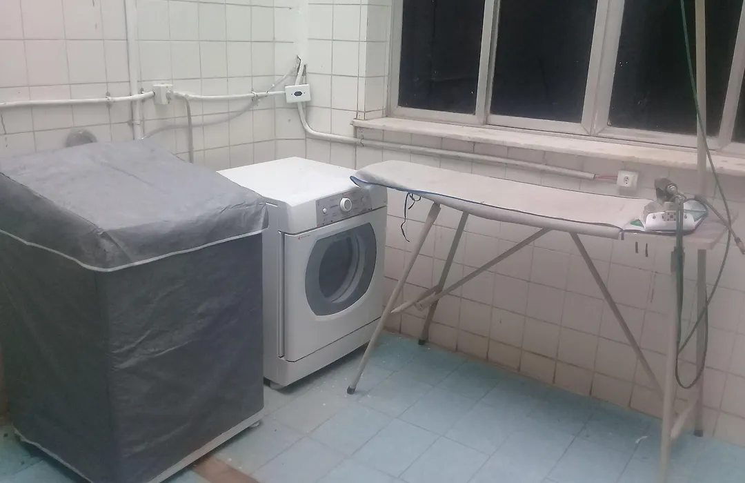 Hostel Residential Inn-1