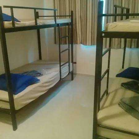Hostel Residential Inn-2